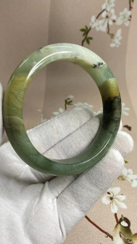 Gelang Gelang Batu Giok Cui Bunga Giok Multi Warna Ukuran 59-61mm Ukuran 60.3mm Lebar Sisi 14mm Batu giok terbentuk secara alami Pola acak Pengiriman dan pajak sudah termasuk.