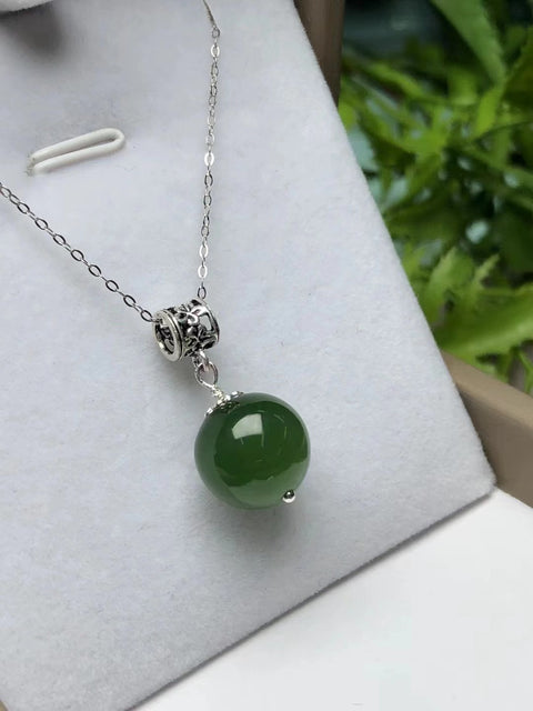 Kalung Manik-manik Bulat Giok Hetian Giok Alami Gaya klasik dan serbaguna dengan pengaturan perak 925 Ukuran sekitar 12mm, sudah termasuk pajak pengiriman