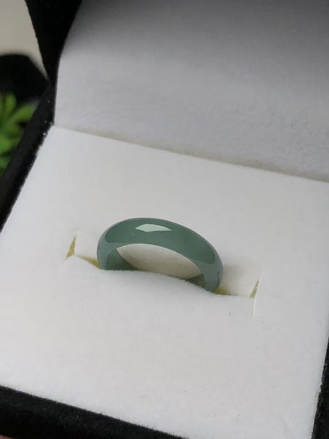 Cincin kalung kalung cincin batu giok alami kabut biru ukuran 15,5 mm Batu giok bersih, halus dan hangat Termasuk pajak pengiriman