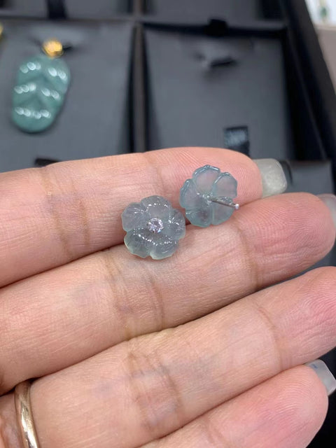 Anting Bunga Plum Jadeite Guatemala Alami 925 Pin Perak Es Bening Gaya yang indah Kecil dan indah Sudah termasuk pajak pengiriman