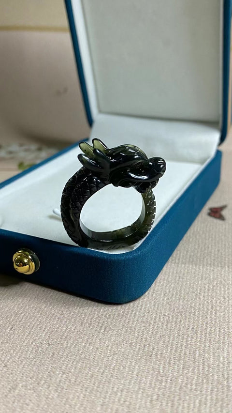 Cincin Naga Tinta Giok Cui Giok Alami Ukuran 15-20mm Buatan Tangan Termasuk ongkos kirim dan pajak