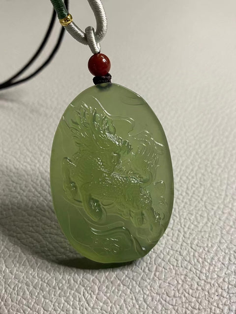 Liontin Cui Jade Kirin Alami Ukuran 50,7 * 34,5 mm Batu giok ini bersih dan halus, termasuk ongkos kirim dan pajak.