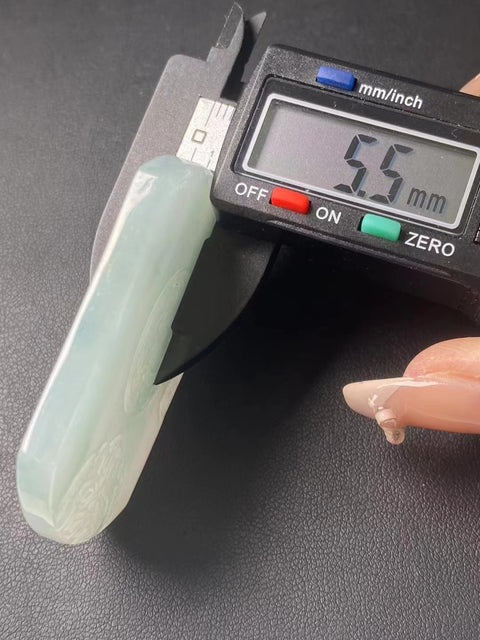 Jadeite alami, bunga mengambang, tidak ada tanda liontin liontin batu giok kualitas bersih, halus, gaya hangat, ukuran atmosfer seperti yang ditunjukkan, sudah termasuk pajak pengiriman.