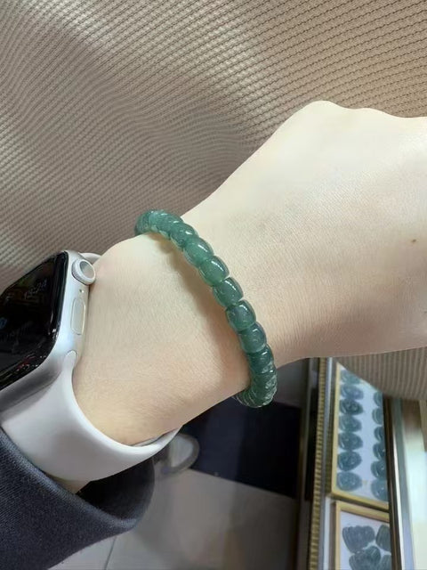 Gelang Batu Giok Alami Batu giok halus dan hangat Ukuran 6.8 * 6.1mm Batu giok halus dan hangat Sudah termasuk ongkos kirim dan pajak