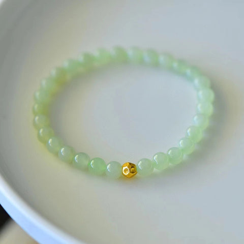 6042 Gelang Multi Harta Karun Giok Hetian Alami Ukuran 6mm Giok ini bersih, halus dan hangat. Gayanya indah dan sudah termasuk pajak pengiriman.
