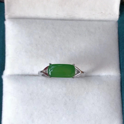Gaya Cincin Pelana Jasper Alami Sederhana dan elegan dengan pengaturan perak 925 Giok bersih, halus dan hangat Giok dengan bezel yang dapat disesuaikan Ukuran 10 * 5mm Sudah termasuk pajak pengiriman.