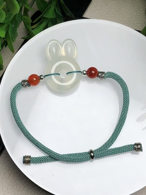 Gelang Kelinci Giok Alami Giok yang halus dan hangat Ukuran 28 * 19mm Sudah termasuk pajak pengiriman.