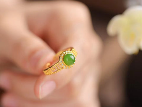Cincin batu giok alami, terbuat dari perak 925, batu giok yang halus dan hangat, gaya yang indah, jumlah besar, sudah termasuk pajak pengiriman.