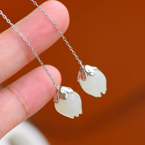 2012 Anting Mawar Giok Hetian Alami 925 Tatahan Perak Ukuran 10 * 10mm Giok bersih, halus dan hangat, gaya yang indah.