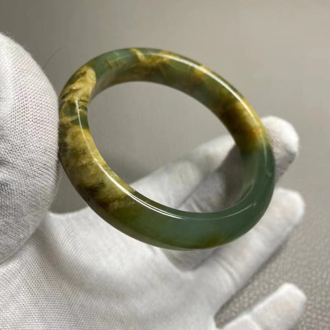 Gelang Biru Rumput Emas Giok Cui Bunga Giok Alami Ukuran 52-54mm Ukuran 53.6mm Lebar Sisi 13.1mm Giok adalah semua yang terjadi secara alami Pola acak Termasuk pajak pengiriman.