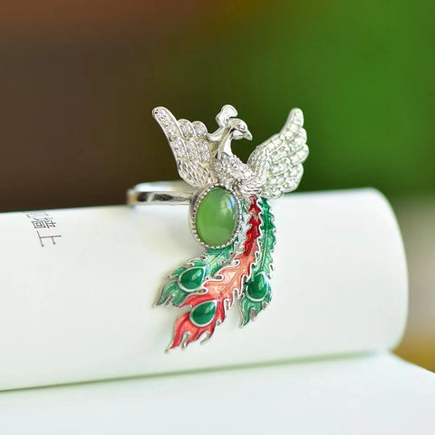 Cincin Enamel Giok Hetian Jade Phoenix Alami Gioknya bersih dan halus, serta gayanya orisinil dan apik.