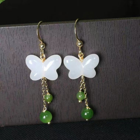 Anting giok putih Hetian; bahannya halus dan berkualitas tinggi, dipadukan dengan lapisan emas 14k ✨ Desain yang stylish dan elegan 💕💕 Ukuran batu: 15*12 mm, termasuk ongkos kirim dan pajak.