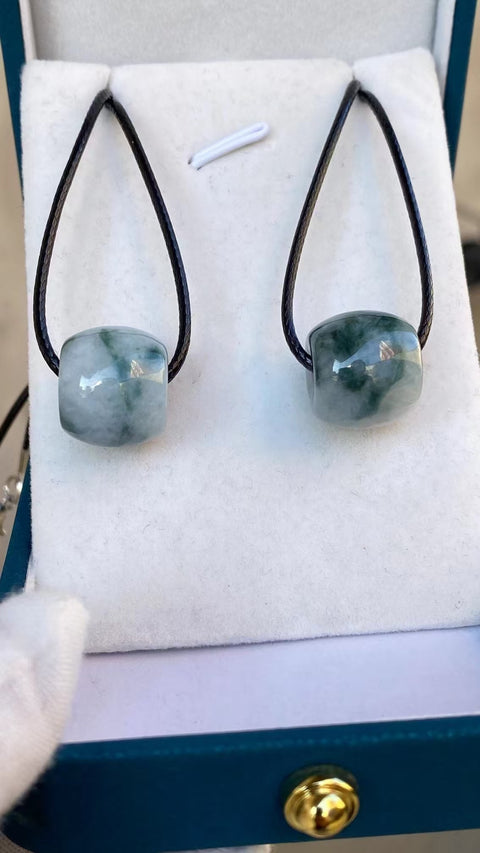 Kalung Manik-manik Pembawa Batu Giok Alami Ukuran 15,7 * 13,5 mm Batu giok halus dan hangat Termasuk pajak pengiriman.