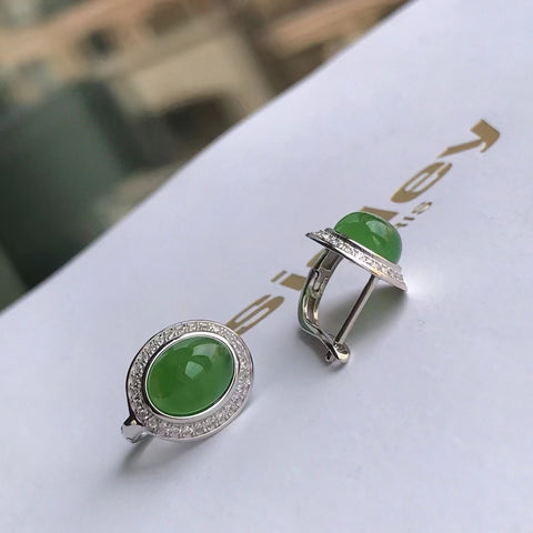 Anting Jasper Alami 925 Giok Tatahan Perak bersih, halus dan hangat Ukuran 8 * 10mm Giok bersih, halus dan hangat Termasuk ongkos kirim dan pajak.