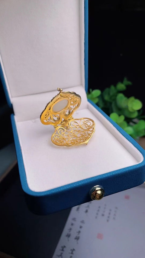 Kalung Kantong Dupa Giok Hetian Giok 925 Perak Tatahan Giok bersih dan halus serta hangat Sudah termasuk pajak pengiriman.