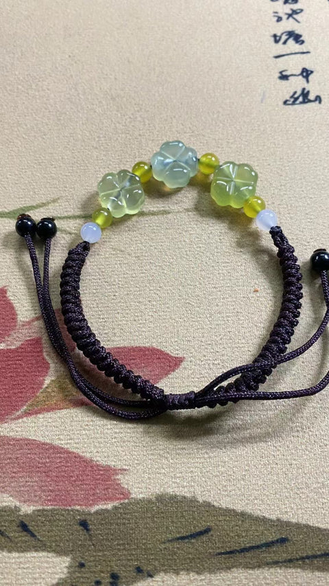 Gelang Semanggi Hijau Penuh Giok Cui Jade Alami Ukuran 15 * 15mm Giok bersih, halus dan hangat Pengiriman yang dapat disesuaikan dan sudah termasuk pajak.