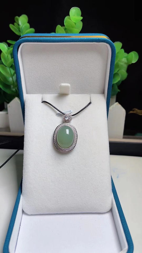Set Kalung Giok Hetian Alami dari Perak 925 Ukuran 1,6 * 1,2 mm Sudah termasuk pajak pengiriman.
