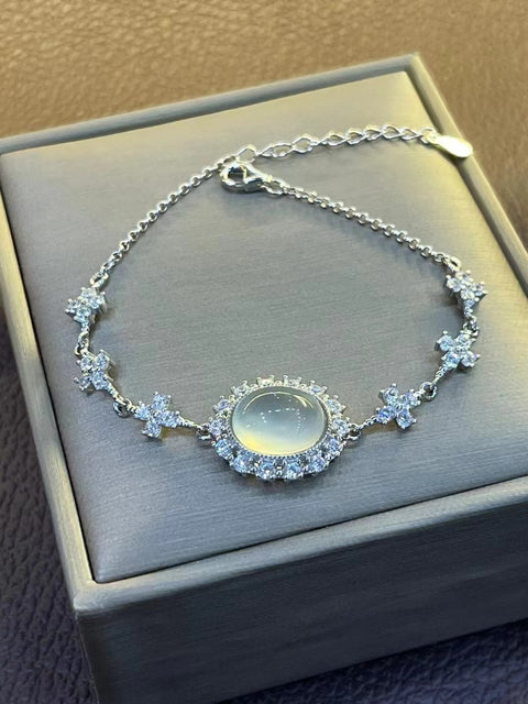 Gelang Kepingan Salju Giok Alami dari Perak 925 Ukuran 13 * 9,5 mm Giok bersih dan halus Pajak pengiriman sudah termasuk.