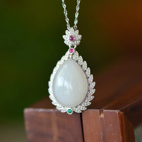 3403 Kalung Giok Hetian Alami 925 pengaturan perak Ukuran 15 * 20mm Giok baik-baik saja dan hangat, gaya yang indah sudah termasuk pajak pengiriman.