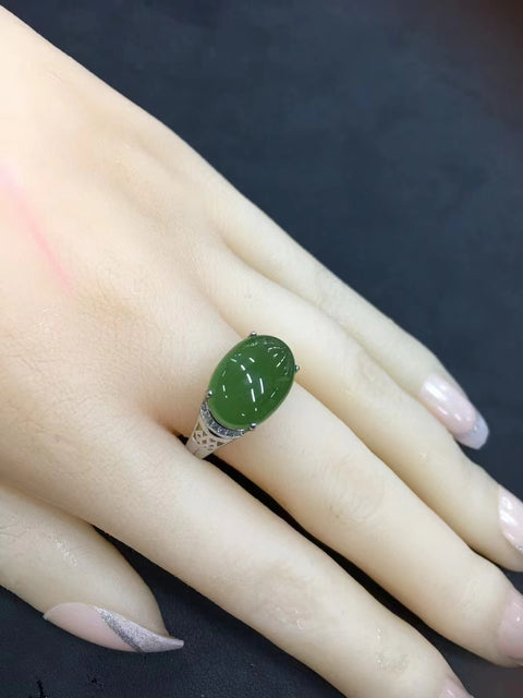 Cincin Jasper Alami Ukuran 10 * 14mm Gaya 925 Pengaturan Perak Giok bersih, halus dan hangat.