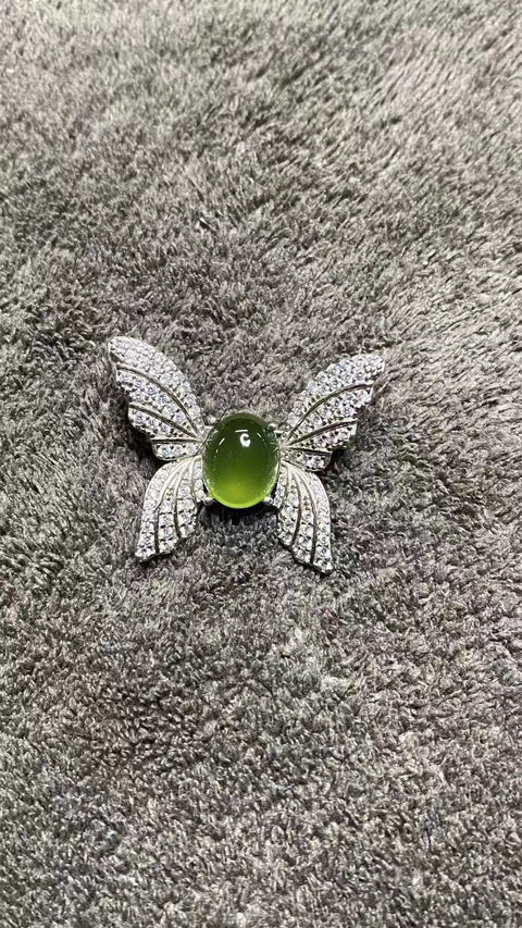 Bros Kupu-Kupu Giok Alami, dapat digunakan sebagai rantai tulang selangka, terbuat dari perak 925, ukuran 23 * 28mm, batu giok halus dan hangat, sudah termasuk ongkos kirim dan pajak.