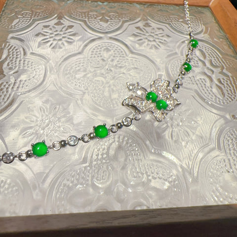 Gelang Kupu-kupu Jadeite Alami yang terbuat dari perak 925 Ukuran 3,5 mm Giok halus dan hangat, gaya yang indah sudah termasuk pajak pengiriman.