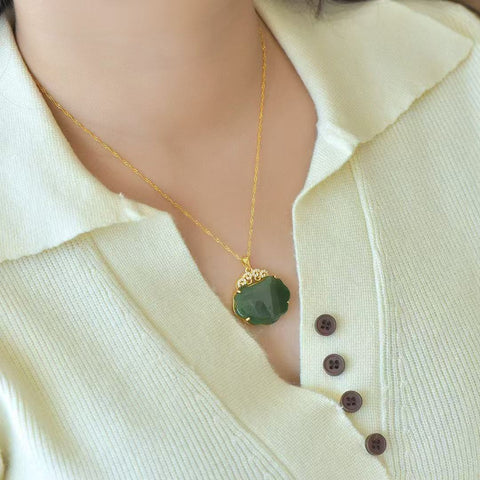 10856-2 Kalung Kunci Jasper Ruyi Alami 925 pengaturan perak Ukuran 21 * 28mm Giok baik-baik saja dan hangat, gaya yang indah sudah termasuk pajak pengiriman.