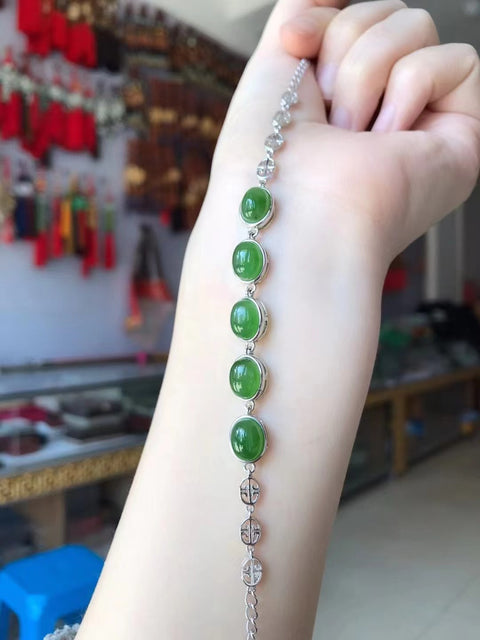 Gelang Jasper Alami 925 Tatahan Perak Ukuran 7 * 9mm Warna Hijau Pucat Giok bersih dan halus serta hangat Sudah termasuk pajak pengiriman.