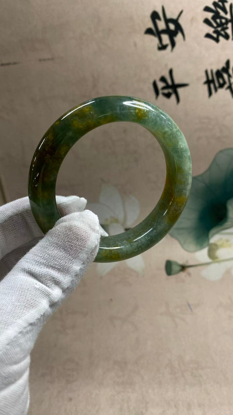 Gelang air biru giok bunga giok Xiuyan yang indah, warna alami, biru, diameter 58mm, lebar sisi 14,5mm, batu alam dihasilkan secara alami, polanya acak, termasuk pajak pengiriman