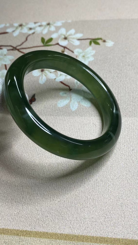 Gelang Gelang Kecantikan Giok Cui Fine Cui Jade Ukuran 53 ~ 55mm Ukuran 54.5mm Lebar 11.8mm Giok semuanya alami Pola acak Termasuk ongkos kirim dan pajak