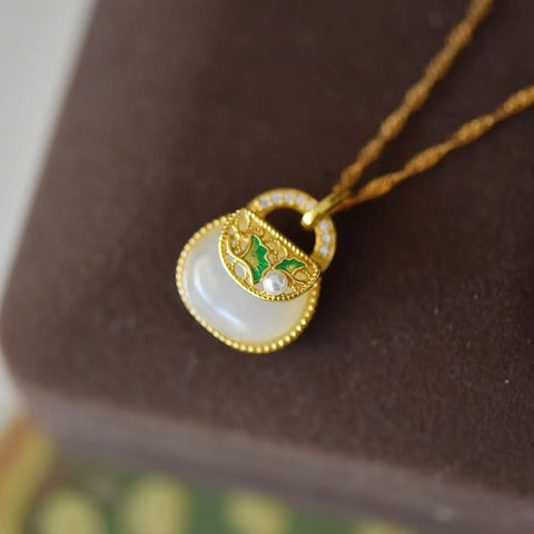 3322-2T Kalung Tas Enamel Giok Hetian Giok Alami Dengan Mutiara 925 Pengaturan Perak Ukuran 10 * 12mm Giok bersih dan halus serta hangat Sudah termasuk pajak pengiriman