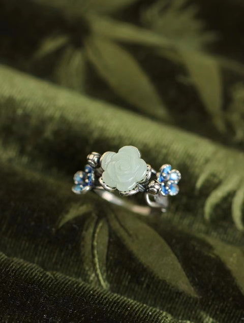 Cincin Bunga Plum Giok Hotan Alami dengan Pengaturan Enamel dari Giok Perak 925 bersih, halus dan hangat Termasuk ongkos kirim dan pajak.