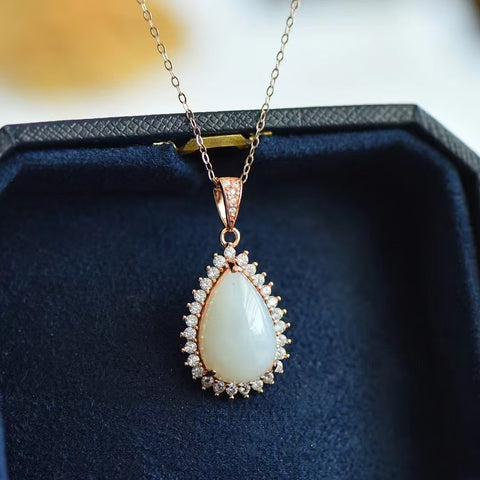 0010-1 Kalung Cincin Perdamaian Giok Jepang Alami dari perak 925. Gayanya indah, gioknya bersih, halus dan hangat, sudah termasuk pajak pengiriman.