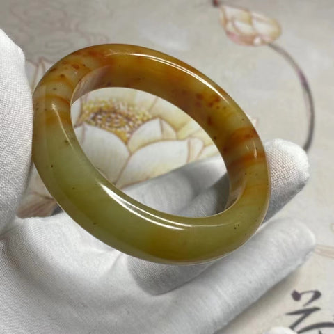 Gelang Batu Giok Giok Bunga Cui Giok Alami Ukuran 54-56mm Ukuran 55.7mm Lebar Sisi 15.3mm Batu Giok adalah semua Pola Bunga yang terjadi secara alami Acak Sudah termasuk pajak pengiriman.