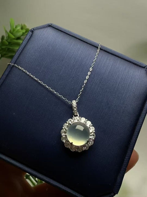 Kalung Bunga Matahari Giok Alami dari Perak 925 Ukuran 10mm Sudah termasuk ongkos kirim dan pajak.