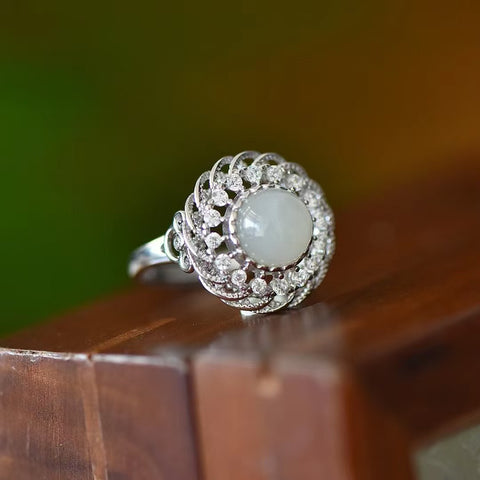 1593-2 Cincin Zirkon Giok Hetian Giok Alami Ukuran 8 * 8mm Giok baik-baik saja dan hangat, gaya yang indah, sudah termasuk pajak pengiriman.