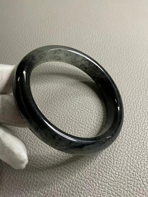 Gelang Tinta Bawah Es Giok Cui Giok Alami Ukuran 63-65mm Ukuran 64.7mm Lebar Sisi 13.4mm Giok semuanya muncul secara alami Pola pengiriman acak Pajak pengiriman sudah termasuk!
