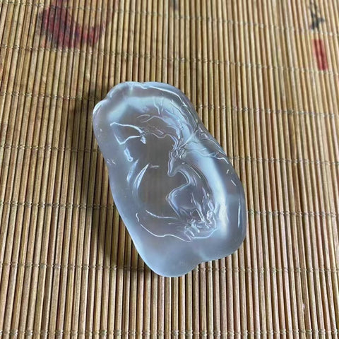 Liontin Rusa Es Giok Alami Ukuran 32 * 52mm Gaya Termasuk pajak pengiriman