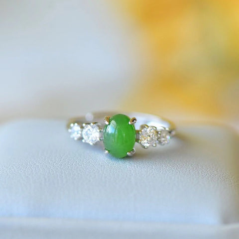 Cincin batu giok alami yang terbuat dari perak 925, batu giok bersih, gaya penuh gaya, sudah termasuk pajak pengiriman.