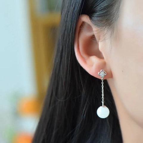 Anting Giok Hetian Alami 2015 # 925 Pengaturan Perak Ukuran 10mm Giok bersih dan halus dan hangat Termasuk pajak pengiriman.