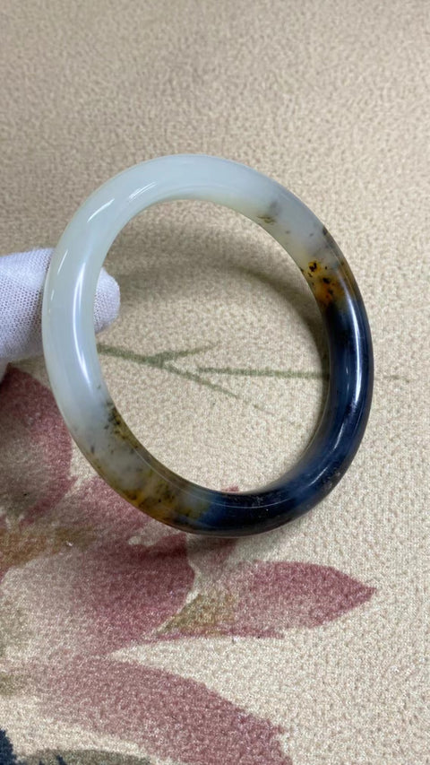 Gelang Dai Giok Cui Giok Gunung Jauh Ukuran 60-62mm Ukuran 61.2mm Lebar Sisi 10.6mm Giok adalah semua yang terjadi secara alami Pola acak termasuk pajak pengiriman