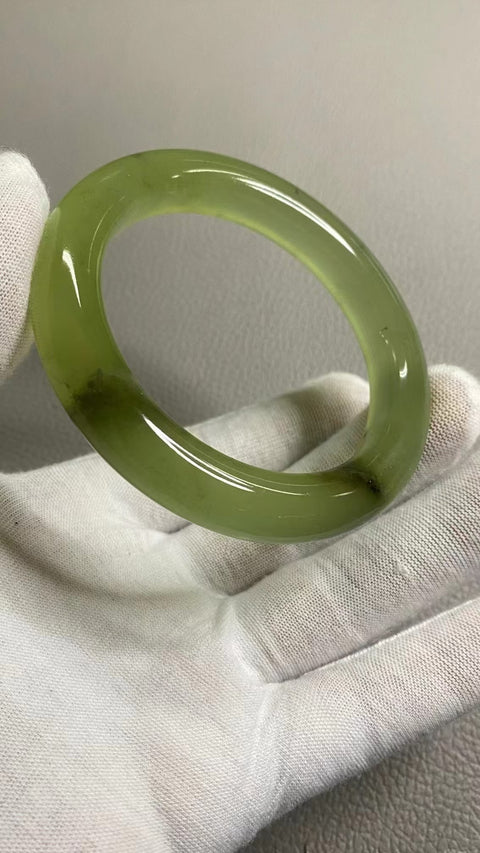 Gelang Tinta Warna Musim Semi Giok Cui Giok Alami Ukuran 57-59mm Ukuran 58.2mm & nbsp;Lebar Sisi 11.6mm Giok terjadi secara alami Pola acak Termasuk Pajak Pengiriman