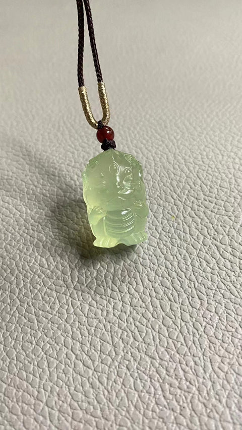 Liontin Naga Bayi Giok Cui Giok Alami Ukuran 28 * 18mm Giok bersih, halus dan hangat.