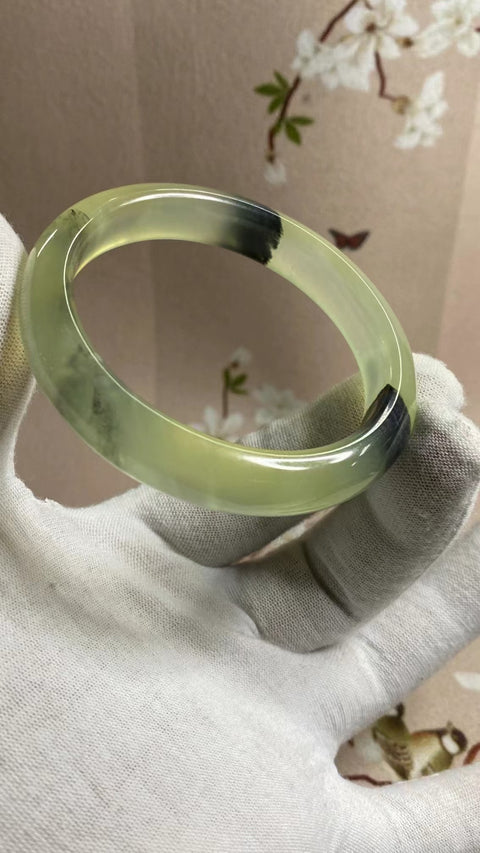 Gelang Lukisan Warna Musim Semi Giok Cui Giok Alami Ukuran 55-57mm Ukuran 56.8mm Lebar Sisi 11.7mm Giok terjadi secara alami Pola acak Pajak Pengiriman Termasuk