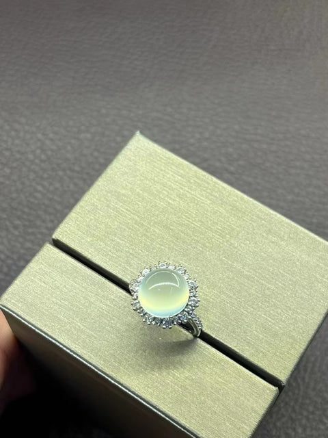 Cincin Giok Alami dari Perak 925 Ukuran 10mm Giok bersih dan halus Termasuk ongkos kirim dan pajak.