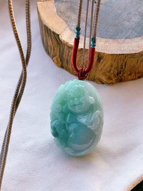 Batu giok alami liontin Buddha Buddha yang lembut dan hangat, dengan kepala penuh air Ukuran 42.7 * 30.2 * 15.6 mm Ukiran buatan tangan murni Termasuk ongkos kirim dan pajak