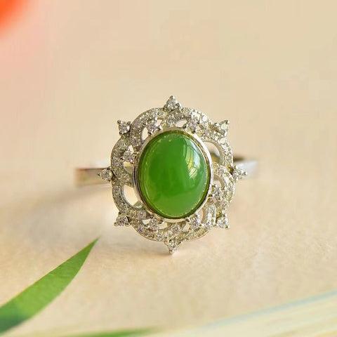 11234 Cincin Telur Jasper Alami yang terbuat dari perak 925 Ukuran 7 * 9mm Giok bersih, halus dan hangat, gayanya indah dan apik.