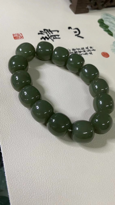 Tali jenis manik-manik tua giok Hetian alami untuk keberuntungan Ukuran 16 * 15mm Giok bersih, halus dan hangat Termasuk pajak pengiriman.