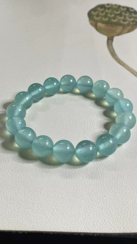 Untaian Giok Giok Halus Ukuran 12mm Giok halus dan hangat dengan warna-warna yang indah Pengiriman dan pajak sudah termasuk.