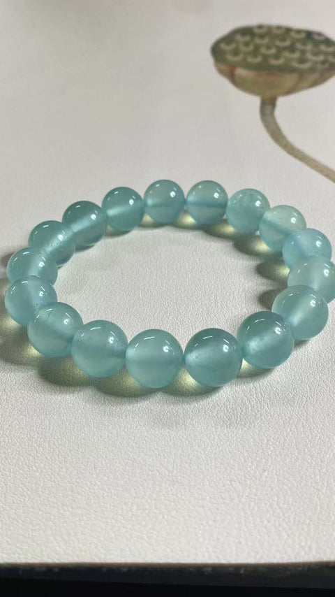 Untaian Giok Giok Halus Ukuran 12mm Giok halus dan hangat dengan warna-warna yang indah Pengiriman dan pajak sudah termasuk.